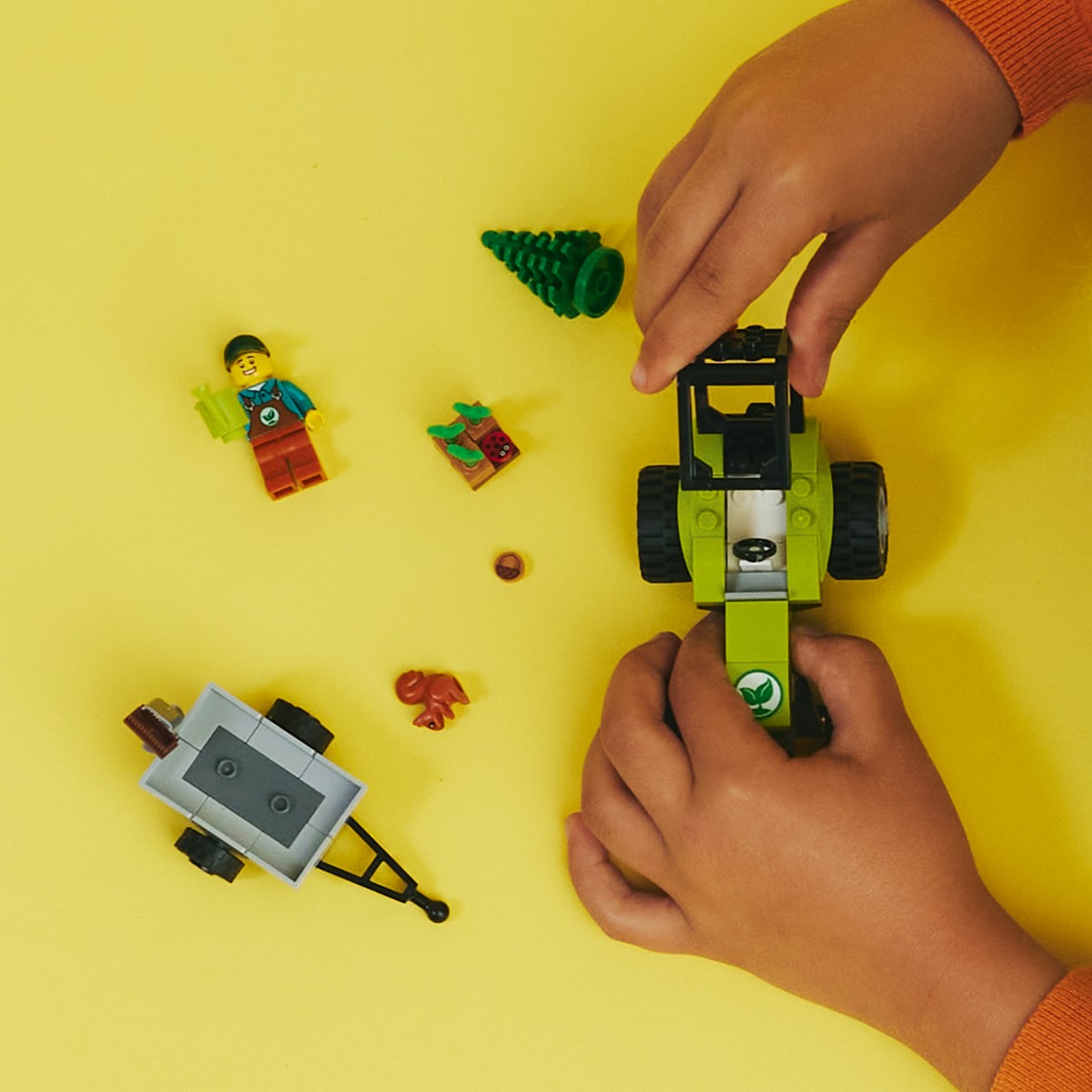 LEGO City Park Tractor Building Toy Set, 86 Pieces, Multicolour, 5Y+